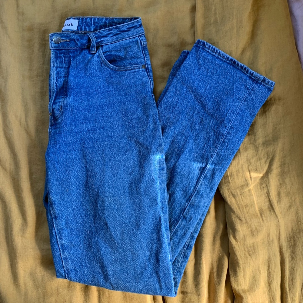 Rollas straight leg jean